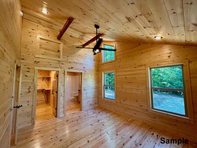 189 Hideout Lane, Murphy, NC 28906