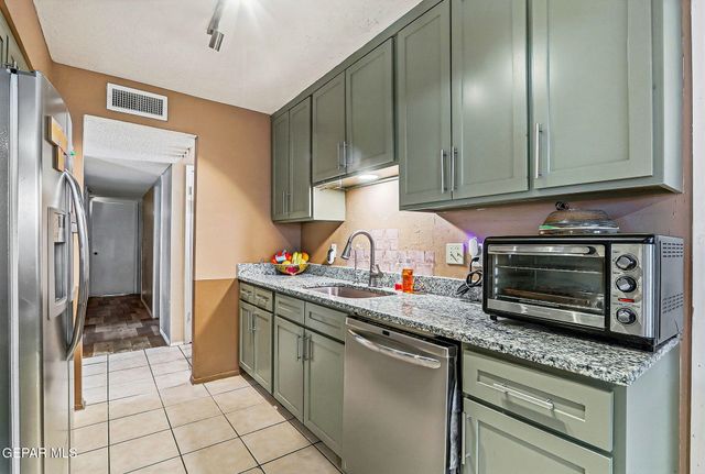 2808 BRIAN ALLIN Drive, El Paso, TX 79936