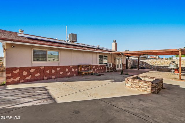 2808 BRIAN ALLIN Drive, El Paso, TX 79936