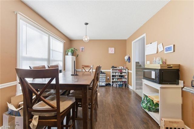 1682 Village Place, Winston-salem, NC 27127