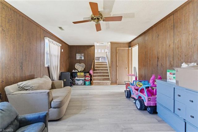 1682 Village Place, Winston-salem, NC 27127