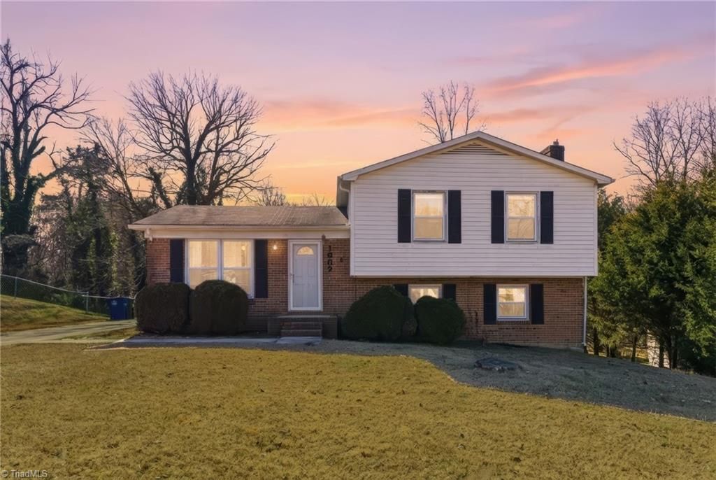 1682 Village Place, Winston-salem, NC 27127