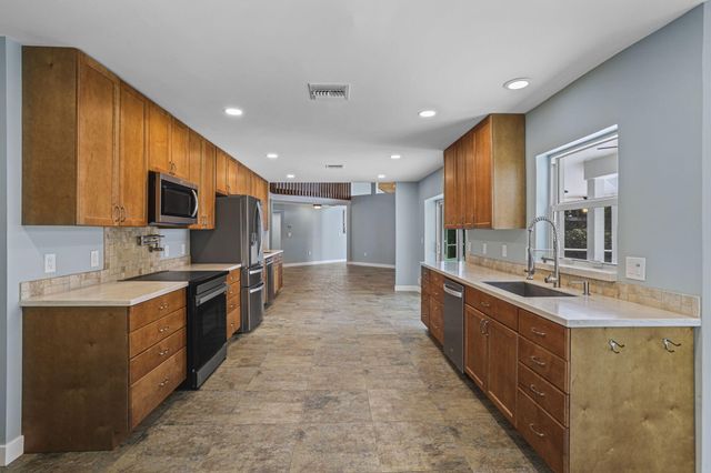 1538 39th Street, West Palm Beach, FL 33407