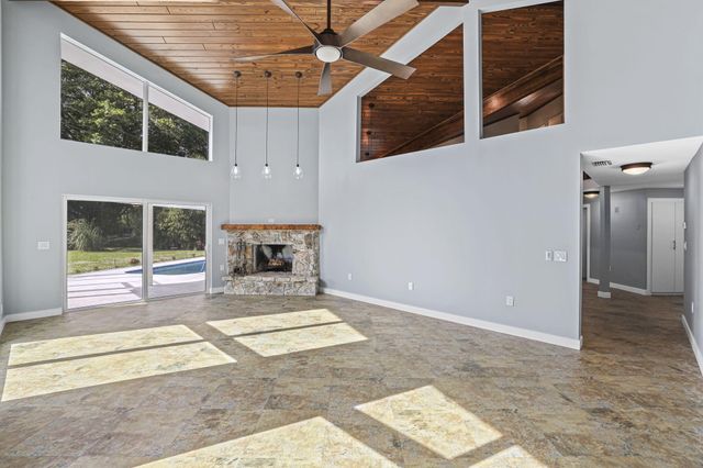 1538 39th Street, West Palm Beach, FL 33407