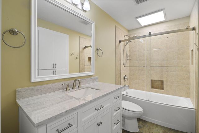 1538 39th Street, West Palm Beach, FL 33407