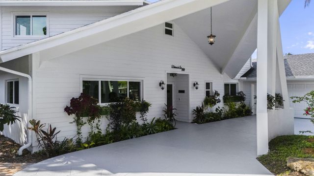 1538 39th Street, West Palm Beach, FL 33407