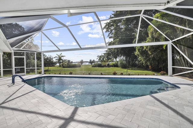 1538 39th Street, West Palm Beach, FL 33407