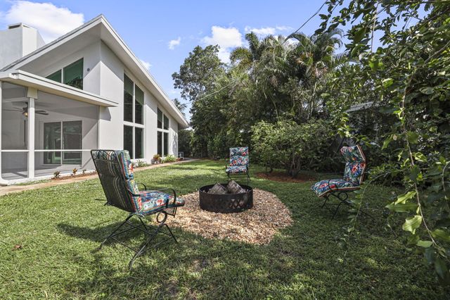 1538 39th Street, West Palm Beach, FL 33407