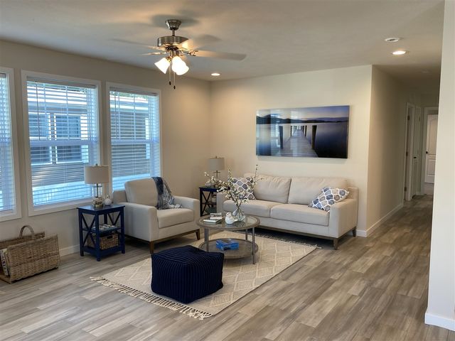 7117 White Oak Circle, Portage, MI 49002