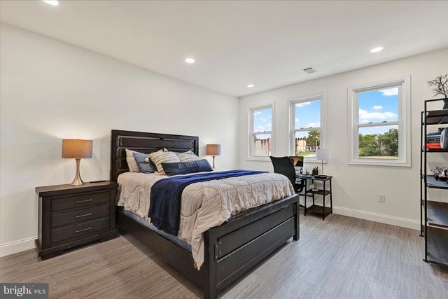 1748 N CHESTER ST, Baltimore, MD 21213