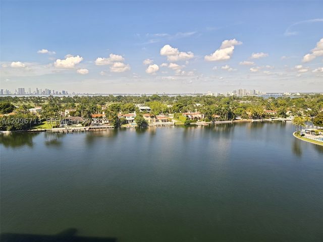 5880 Collins Ave 1105, Miami Beach, FL 33140