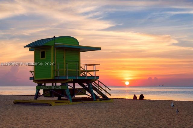 5880 Collins Ave 1105, Miami Beach, FL 33140