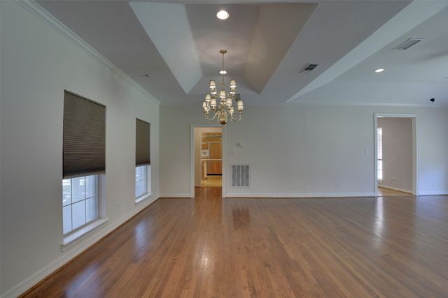 2215 California Lane, Arlington, TX 76015