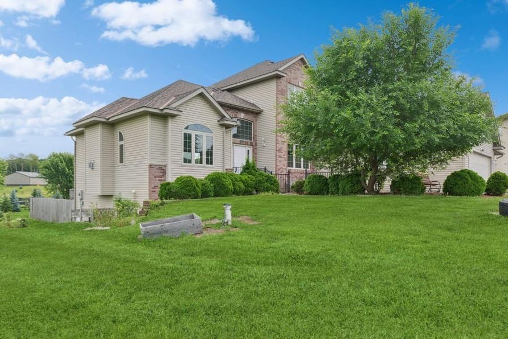 24091 113th Street NW, Livonia Twp, MN 55398