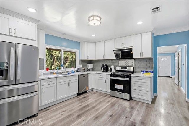 319 S 4th Street, Alhambra, CA 91801