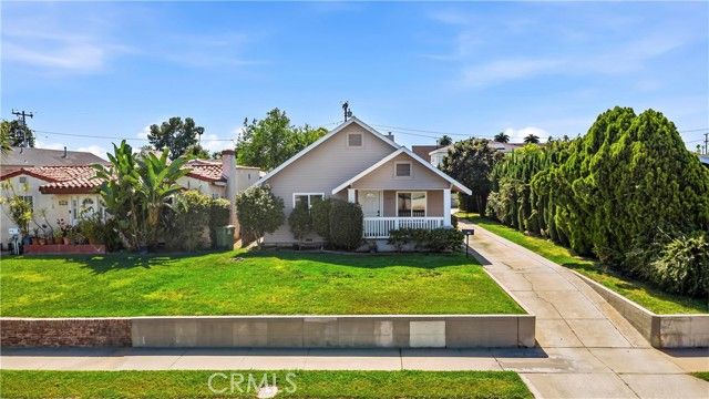 319 S 4th Street, Alhambra, CA 91801
