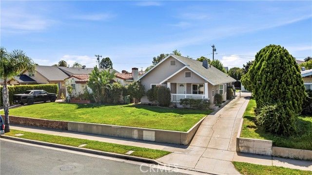 319 S 4th Street, Alhambra, CA 91801