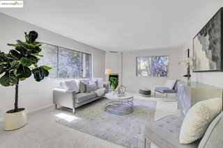 1701 Central Ave P, Alameda, CA 94501