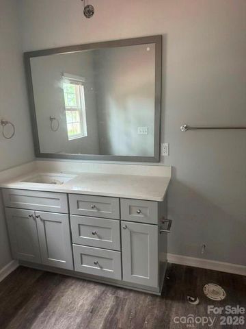 208 E 15th Street, Salisbury, NC 28144