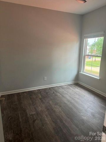 208 E 15th Street, Salisbury, NC 28144