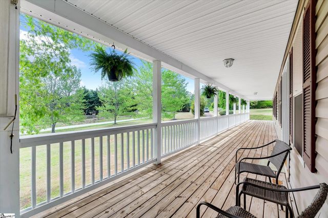 466 Mile Creek Road, Pickens, SC 29671