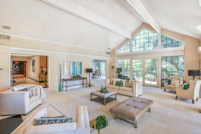 41&81 Willow Creek Ln, Danville, CA 94506