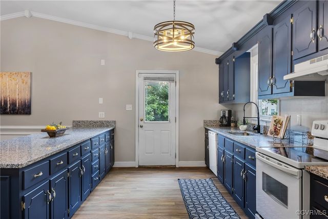 5211 Ecoff Ave, Chester, VA 23831