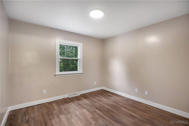 5211 Ecoff Ave, Chester, VA 23831