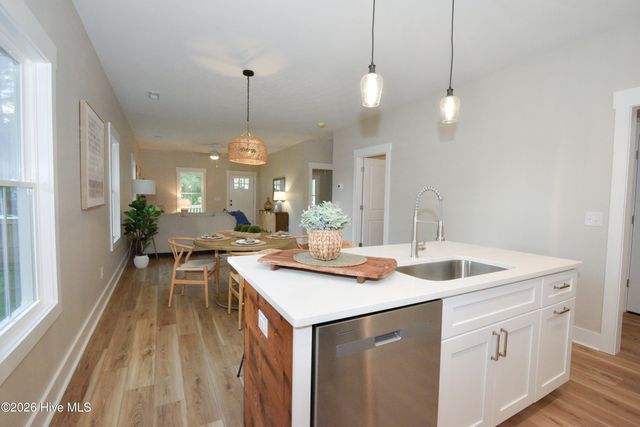 80 Crowatan Road, Castle Hayne, NC 28429