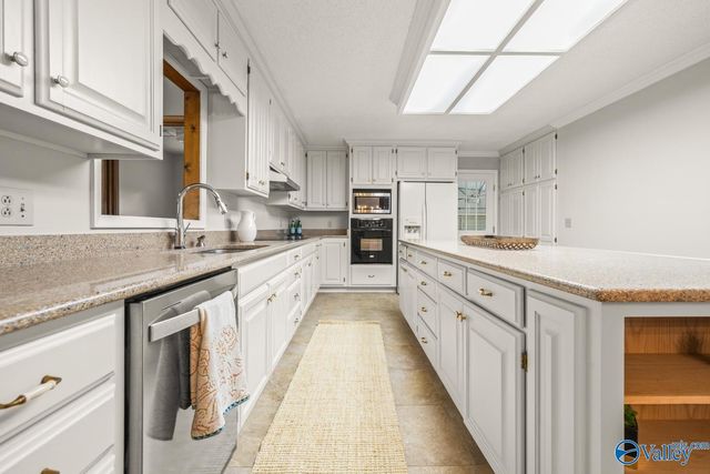 2100 Southpark Boulevard SW, Huntsville, AL 35803