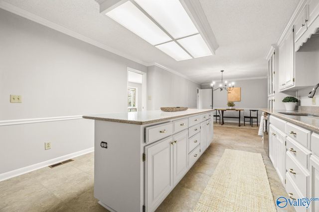 2100 Southpark Boulevard SW, Huntsville, AL 35803