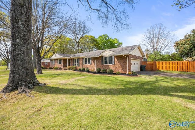 2100 Southpark Boulevard SW, Huntsville, AL 35803