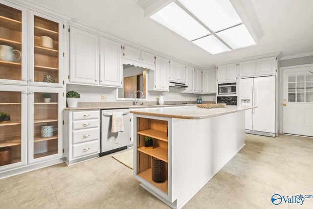 2100 Southpark Boulevard SW, Huntsville, AL 35803