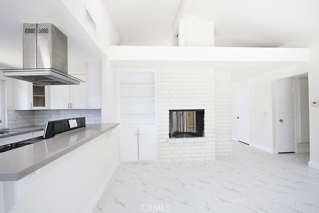 14482 Grassmere Lane, Tustin, CA 92780