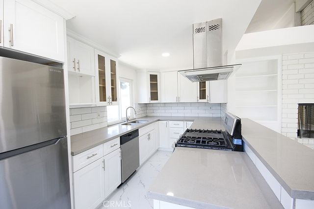 14482 Grassmere Lane, Tustin, CA 92780