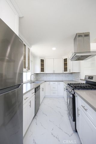 14482 Grassmere Lane, Tustin, CA 92780