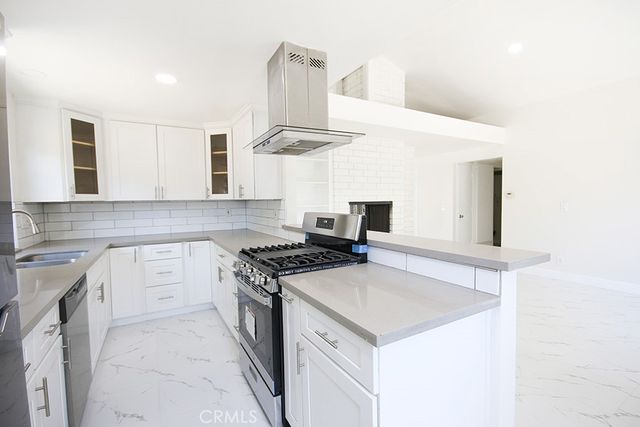 14482 Grassmere Lane, Tustin, CA 92780