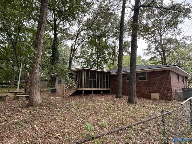3317 Delia Lane NW, Huntsville, AL 35810