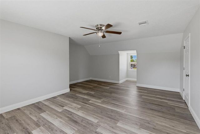 1324 Beech St, Westlake, LA 70669