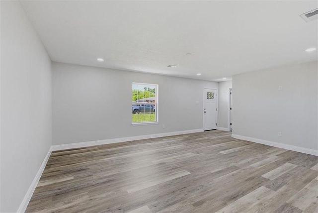 1324 Beech St, Westlake, LA 70669