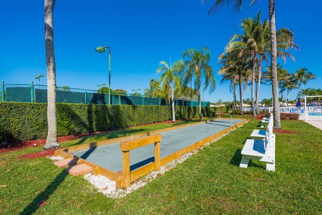 2616 San Andros, West Palm Beach, FL 33411