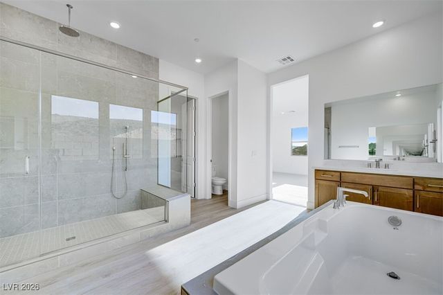 203 Paraggi Bay Drive, Henderson, NV 89011