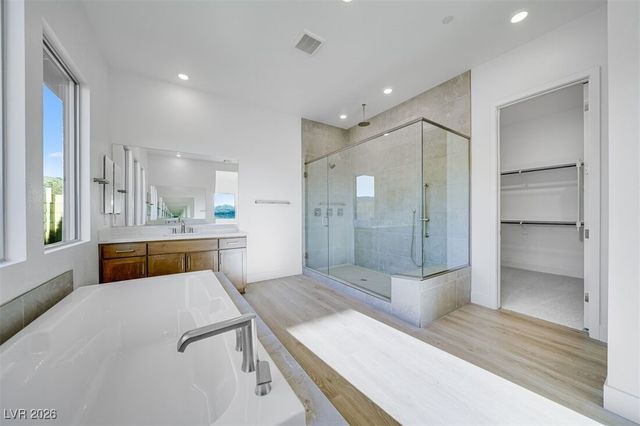 203 Paraggi Bay Drive, Henderson, NV 89011