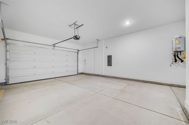 203 Paraggi Bay Drive, Henderson, NV 89011