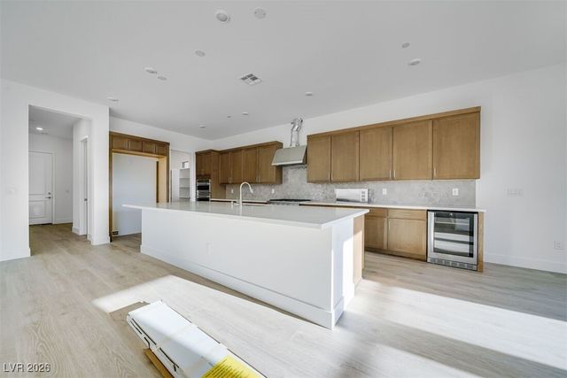 203 Paraggi Bay Drive, Henderson, NV 89011