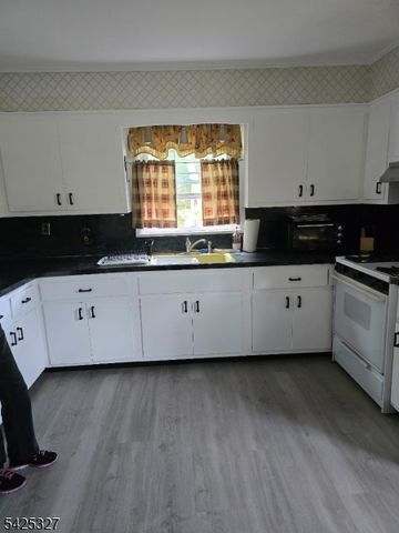 267 Highland Ave 1, City Of Orange Twp., NJ 07050
