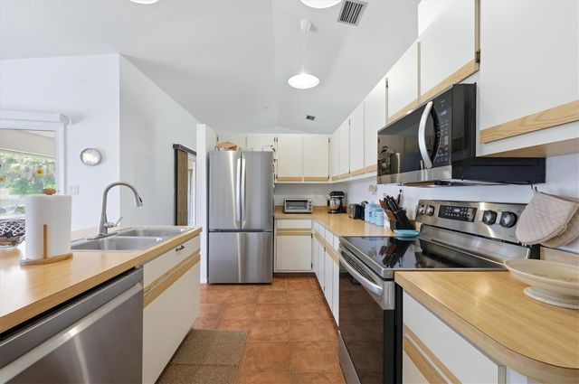 2084 LEISURE STREET, Port Charlotte, FL 33948