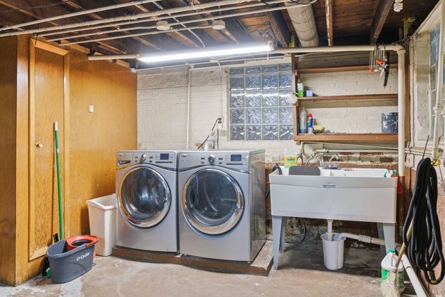 1758 Lincoln Avenue, Whiting, IN 46394