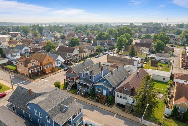 1758 Lincoln Avenue, Whiting, IN 46394