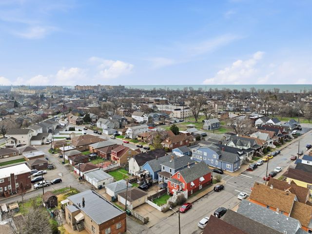 1758 Lincoln Avenue, Whiting, IN 46394